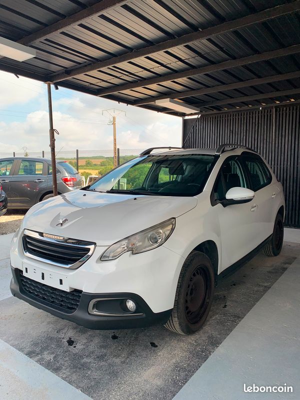 Peugeot 2008 1.2 VTI Active distribution a jour garanti (image 2)
