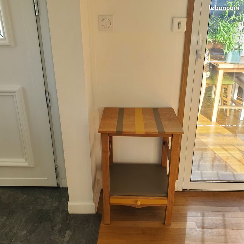 Petite table d´appoint (image 11)