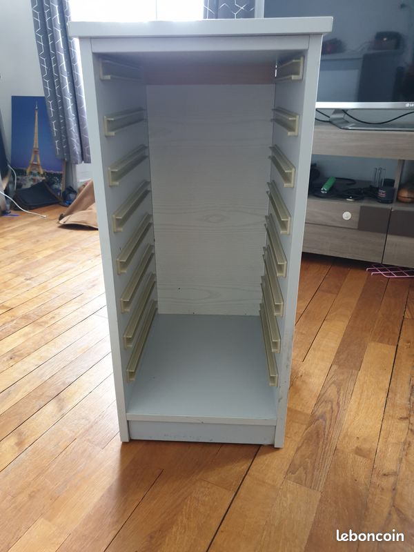 Meuble pour bacs ou étagères (image 1)
