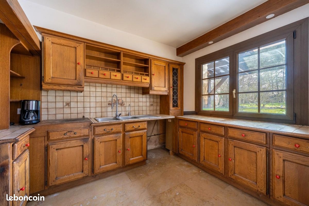 Propriété 17 pièces 549 m² (image 6)