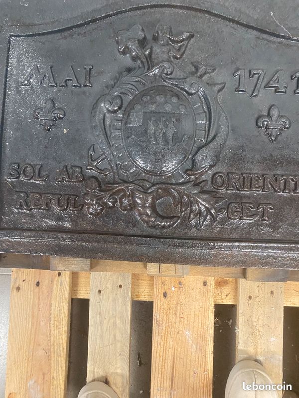 plaque chemnée décor blason et fleurs de lys en fonte de fer . XX sècle . | eBay | Mror en
