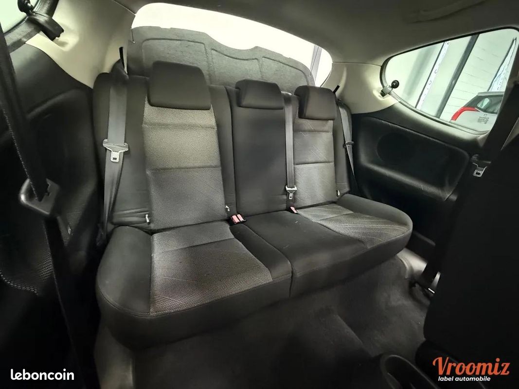 Peugeot 207 1.6 120 EXECUTIVE PACK 12 MOIS DE GARANTIE (image 13)