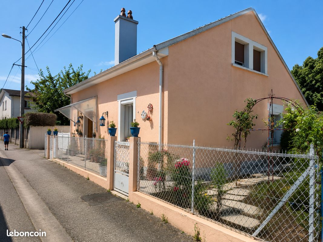 Maison 4 pièces 104 m² · à Thaon-les-Vosges · 104 m² · 155 000 €
