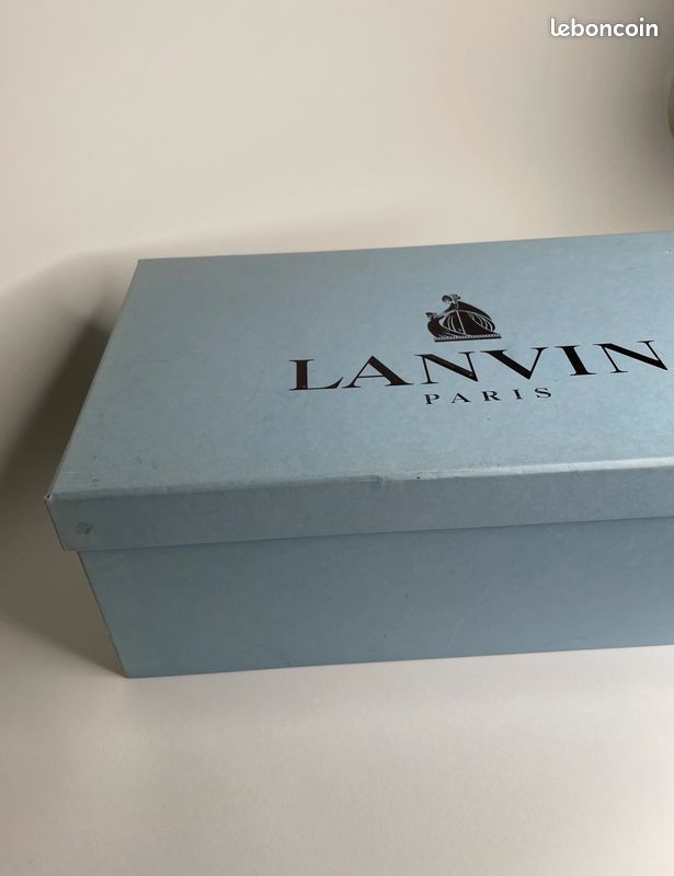 Derbies souples type Richelieu de la marque Lanvin en veau foulonné de couleur violette/aubergine taille 41 (image 10)