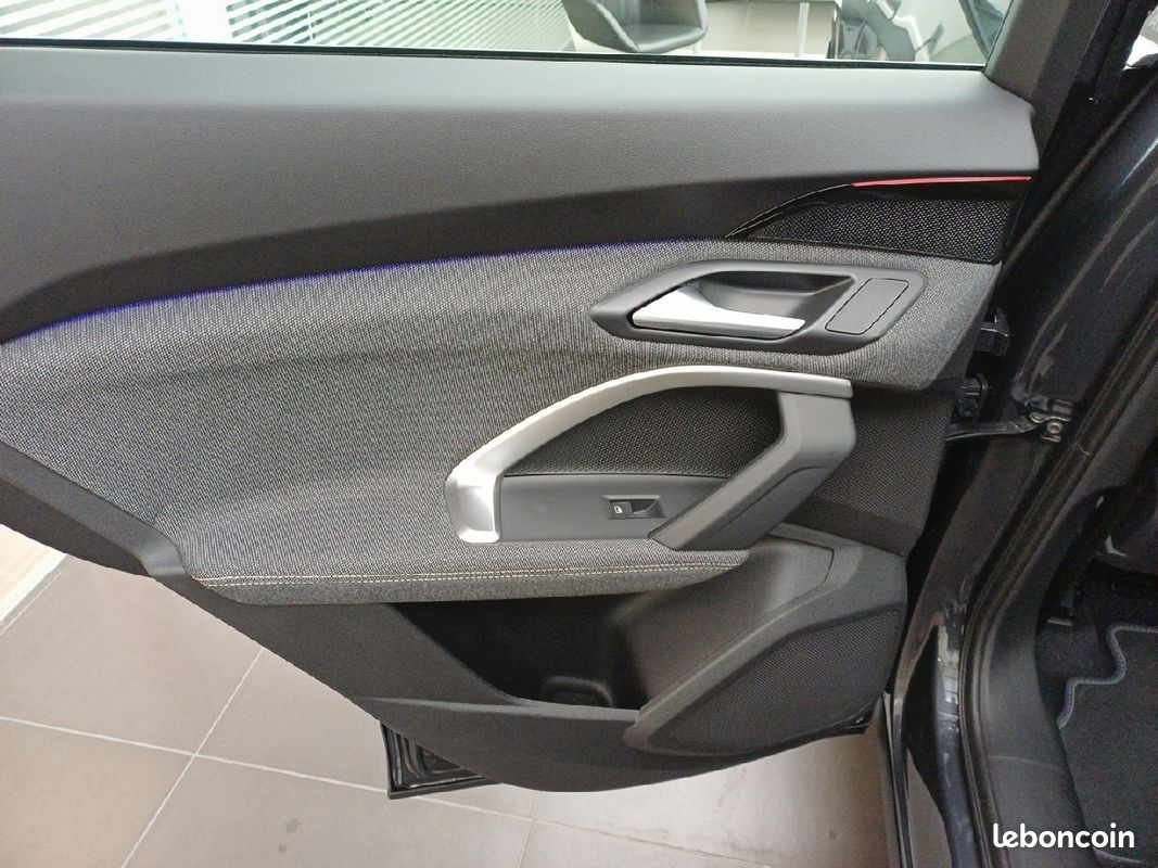 AUDI Q5 e-hybrid 299 ch S tronic 7 Quattro S line (image 27)