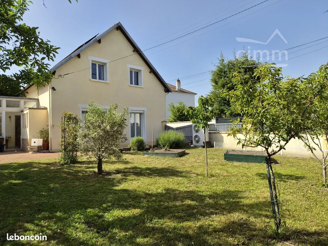Maison 4 pièces 99 m² · à Bourges · 99 m² · 190 000 €