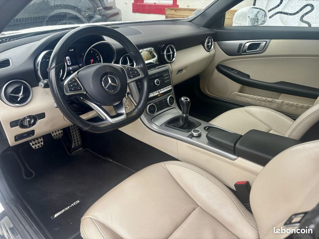 MERCEDES SLC 180 1.6 i 16V BlueEFFICIENCY 156 ch FASCINATION (image 13)