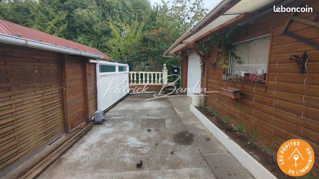 Maison 6 pièces 123 m² · à Bernaville · 123 m² · 172 000 €