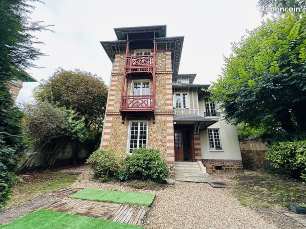 Maison a louer versailles - 8 pièce(s) - 187 m2 - Surfyn