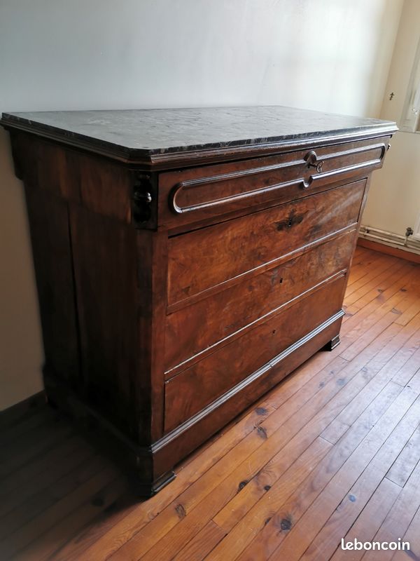 Commode ancienne en bois massif avec plateau en marbre - 4 tiroirs (image 4)