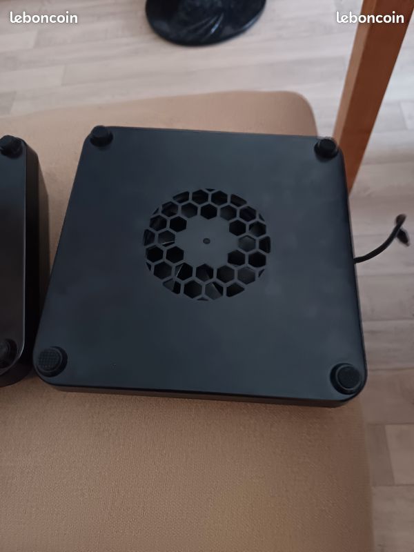 Ventilateur pour Xbox one série x lot ou 1 seul aucun colis à venir à coulommiers 77 en ventes jusqu'au 2 septembre (image 5)