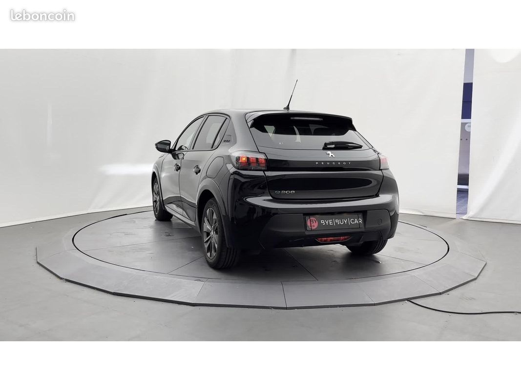 PEUGEOT E-208 136ch 50KWH de 2022 - 1ère Main - Style (image 4)
