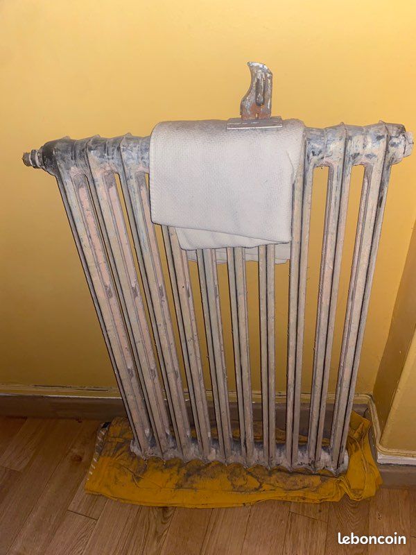 Radiateur en fonte (image 1)