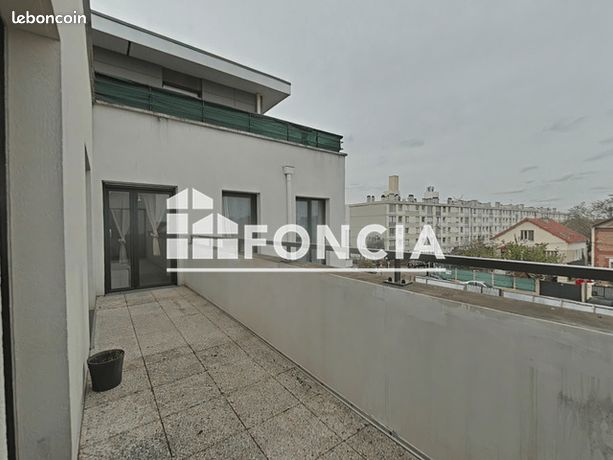 https://img.leboncoin.fr/api/v1/lbcpb1/images/ca/ed/7b/caed7bd046fdcd197d36e34a0d4b2ea8977749c0.jpg?rule=ad-image