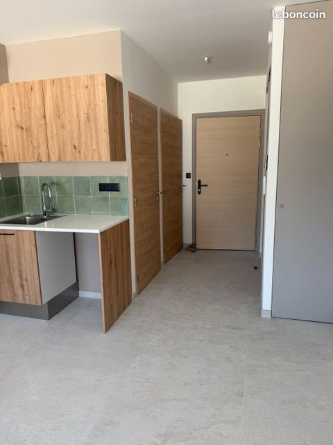 Appartement 2 pièces 42 m² · à Challes-les-Eaux · 42 m² · 850 €