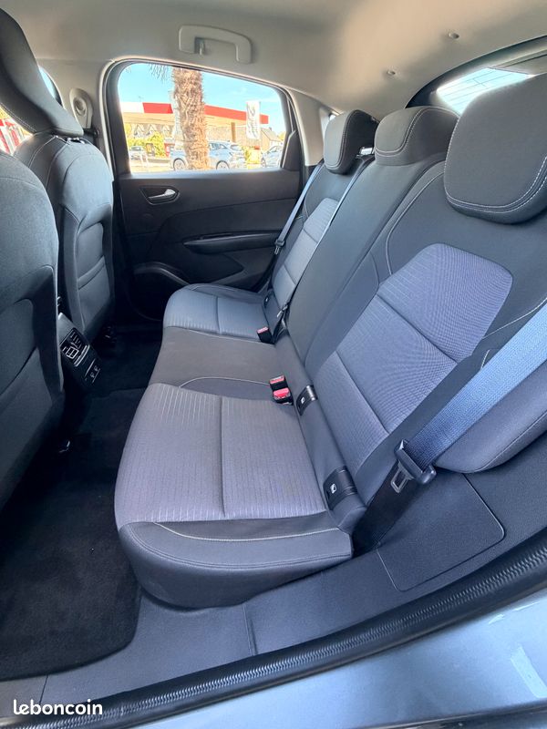 Renault Arkana 1.6 E-Tech 145CH BUSINESS (image 6)