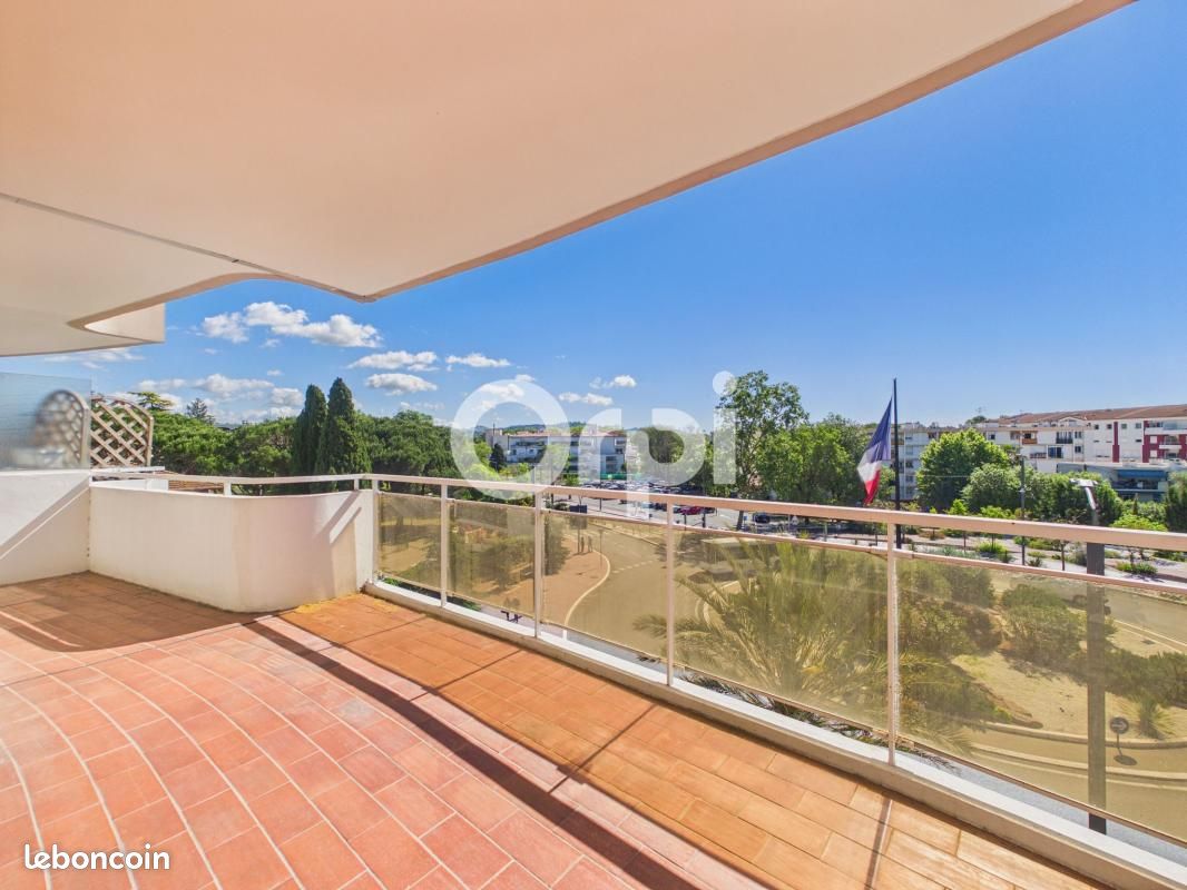 Appartement 2 pièces 50 m² · à Mandelieu-la-Napoule · 50 m² · 275 000 €