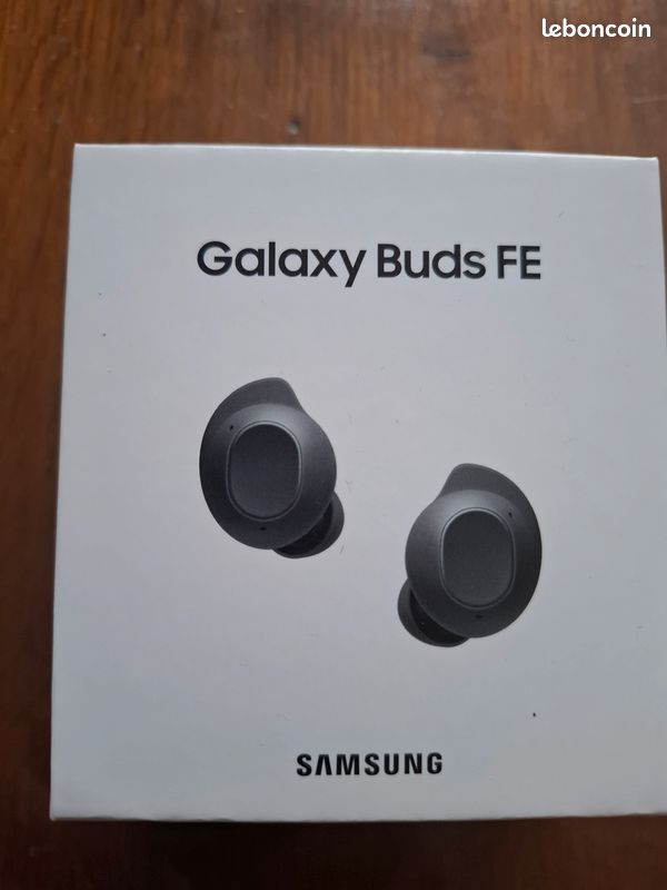 Oreillettes / écouteurs bluetooth SAMSUNG Galaxy BUDS FE (image 3)