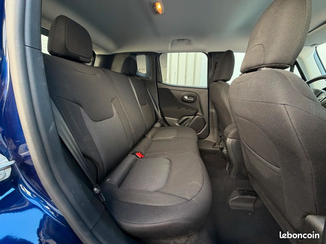 JEEP RENEGADE MY20 1.6 l MultiJet 120 ch BVM6 Quicksilver Winter Edition (image 22)