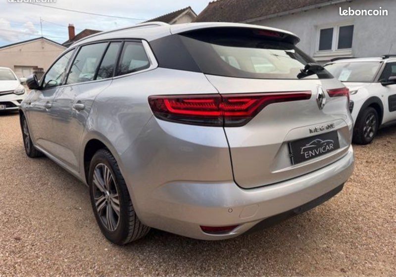 ✅ MEGANE 4 ESTATE BLUE DCI 115 CH EDC EVOLUTION SOCIETE ➡️ 13750 euros HT (image 2)