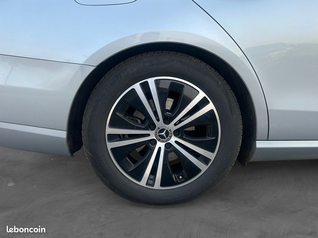 MERCEDES CLASSE E V E220 D AMG LINE BA 194Ch Garantie 12 mois (image 16)