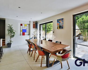 Maison 1 350 000 € - 270 m²