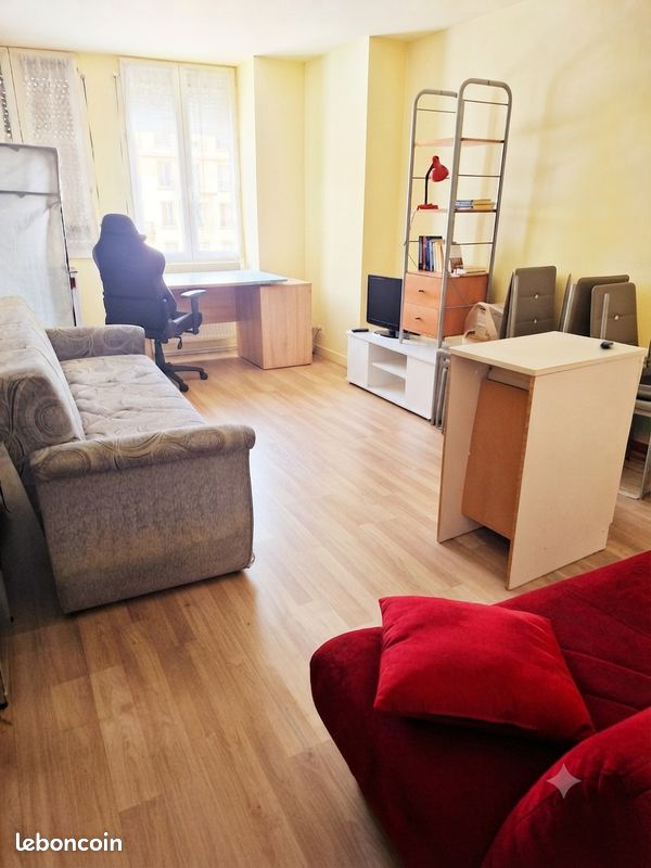 Appartement 1 pièce 30 m² · à Hauts de Bienne · 30 m² · 300 €/mois