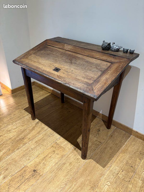 Bureau écolier (image 1)