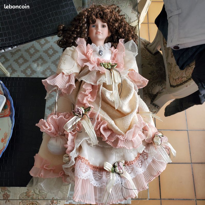 Poupée D'artiste En Porcelaine - 40 Cm, Collection, Excellent état