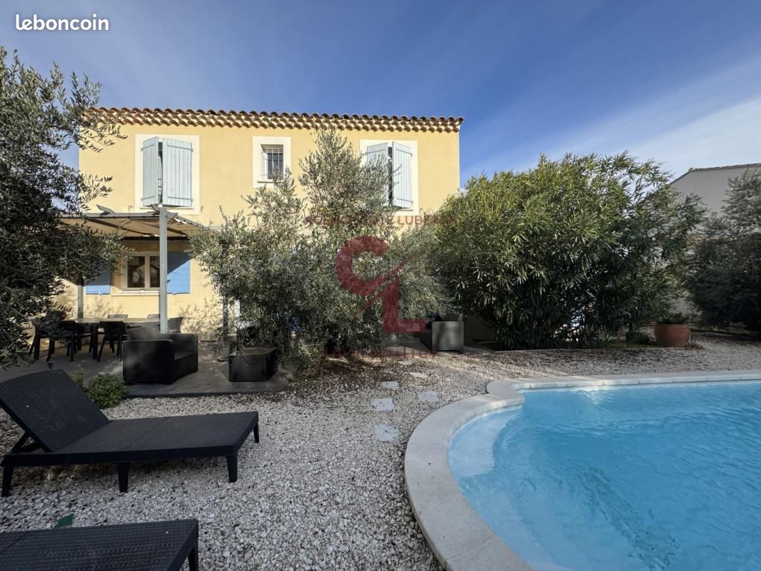 Maison 6 pièces 135 m² · à Cheval-Blanc · 135 m² · 589 500 €