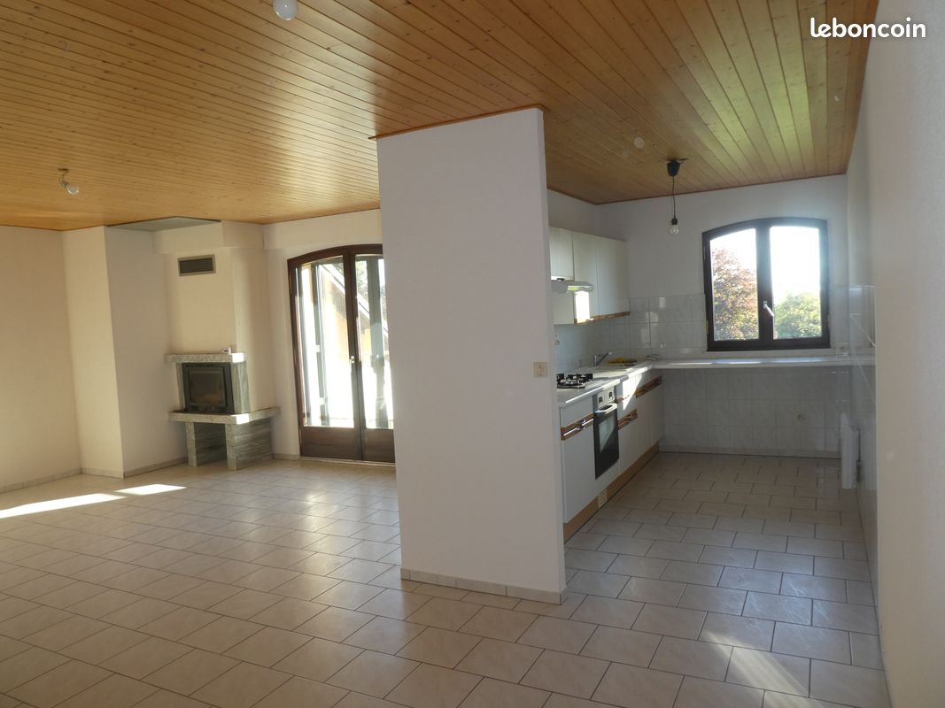 Appartement 3 pièces 85 m² · à Gex · 85 m² · 1 390 €/mois