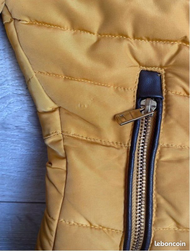 Doudoune courte jaune fourrure capuche Zara Taille M (image 18)