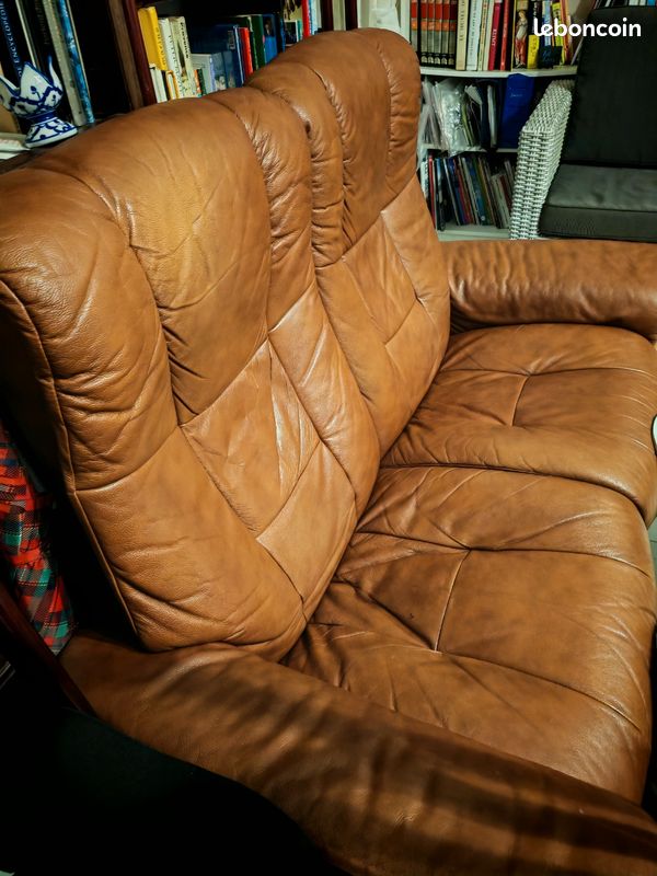 Vente de fauteuill deux places Stressless tres bon etat (image 5)