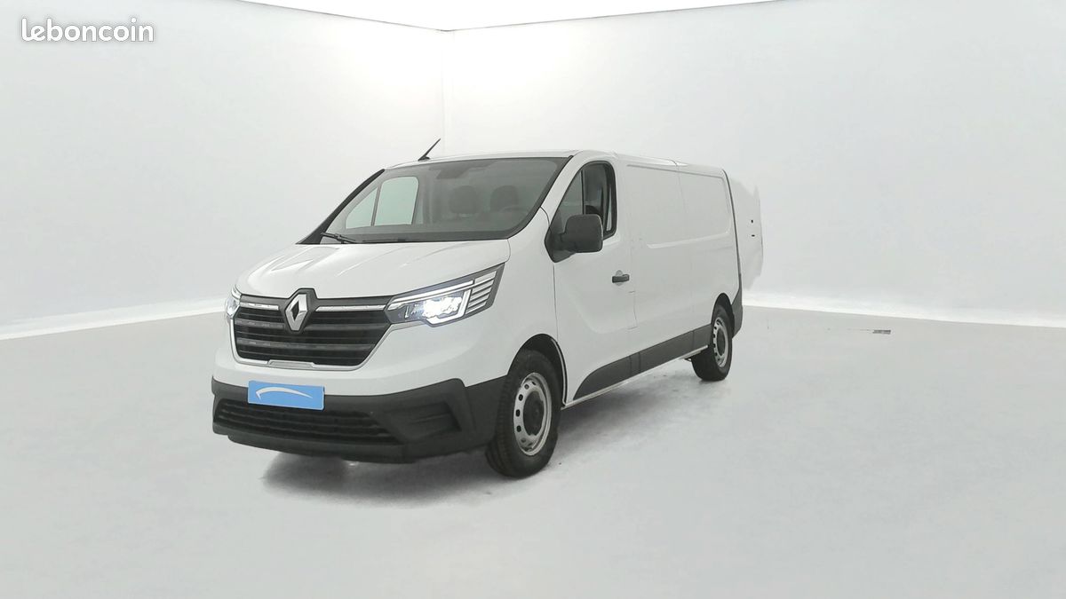 Renault trafic fgn l2h1 3000 kg blue dci 130 confort (image 1)