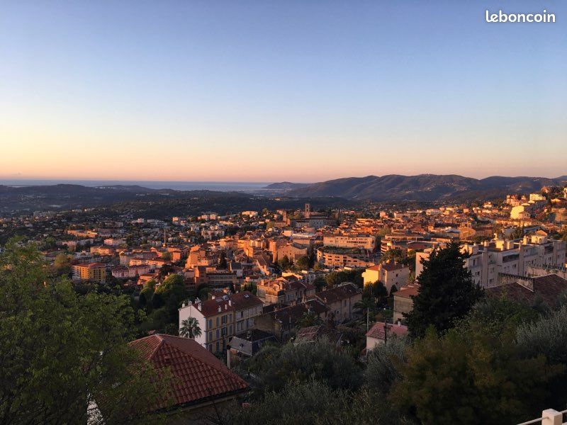 Vue mer grandiose location hebdomadaire Grasse (image 1)