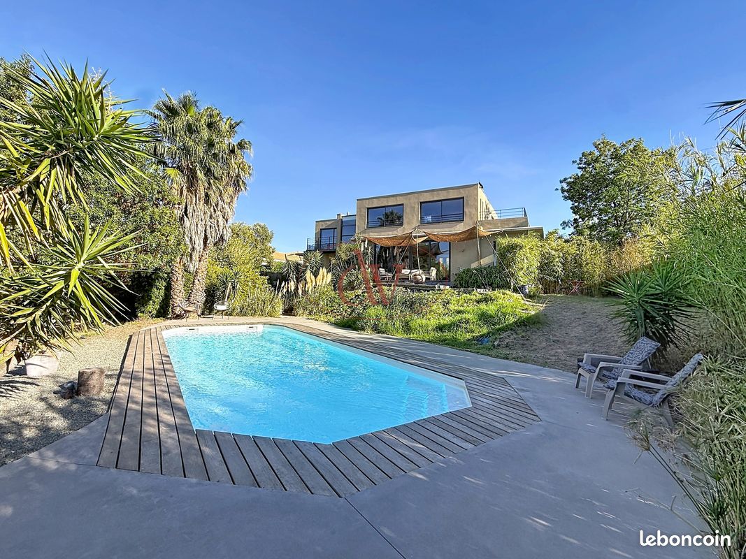Maison 5 pièces 275 m² · à Perpignan · 275 m² · 1 045 000 €