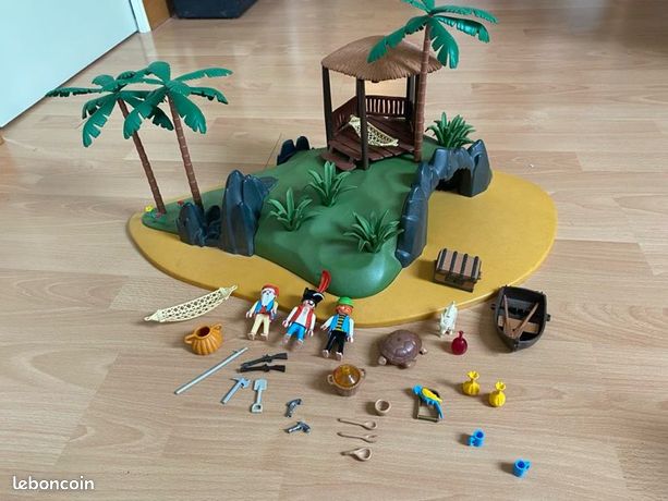 Lot Playmobil Pirates - L'Île Des Pirates Vintage (réf 3799) Avec Bateaux Et Animaux Marins