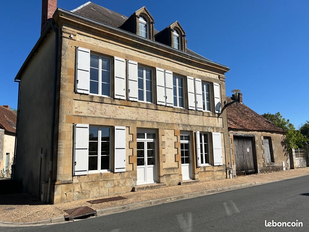Maison 5 pièces 160 m² · à Prissac · 160 m² · 159 000 €