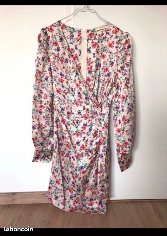 Robe fleurie (image 1)