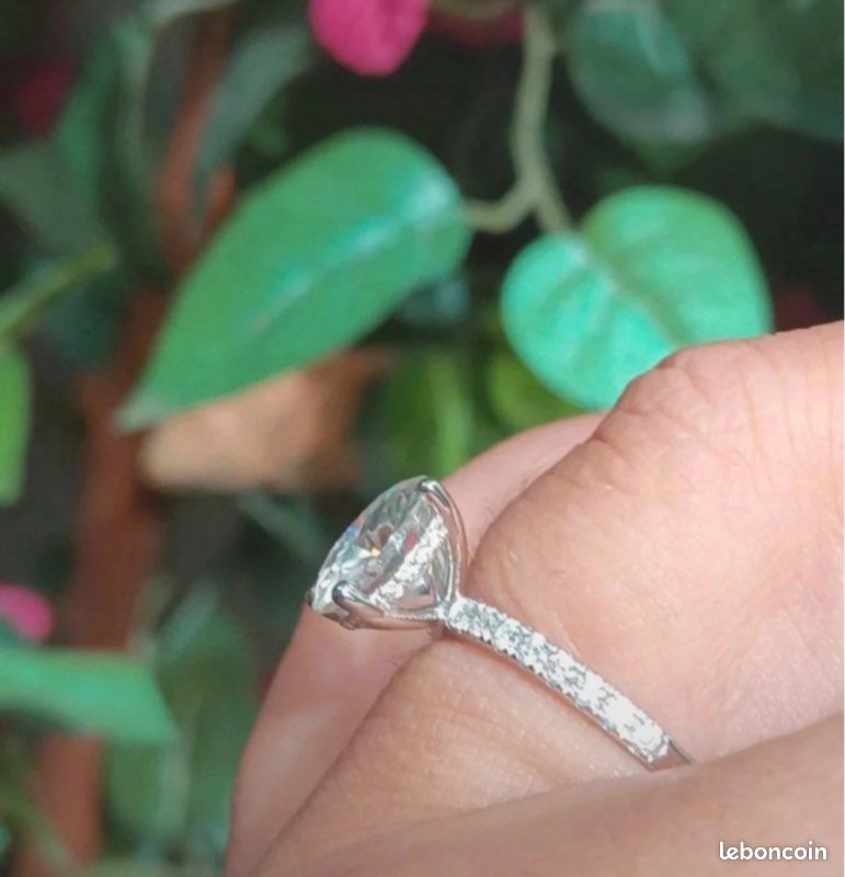 Bague Solitaire Trilogie Platine Pt950 - Diamants Et Moissanites 4 Carats - Taille 54, Neuve Sans Emballage