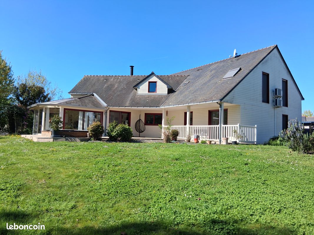 Maison 7 pièces 215 m² · au Plessis-Grammoire · 215 m² · 560 000 €