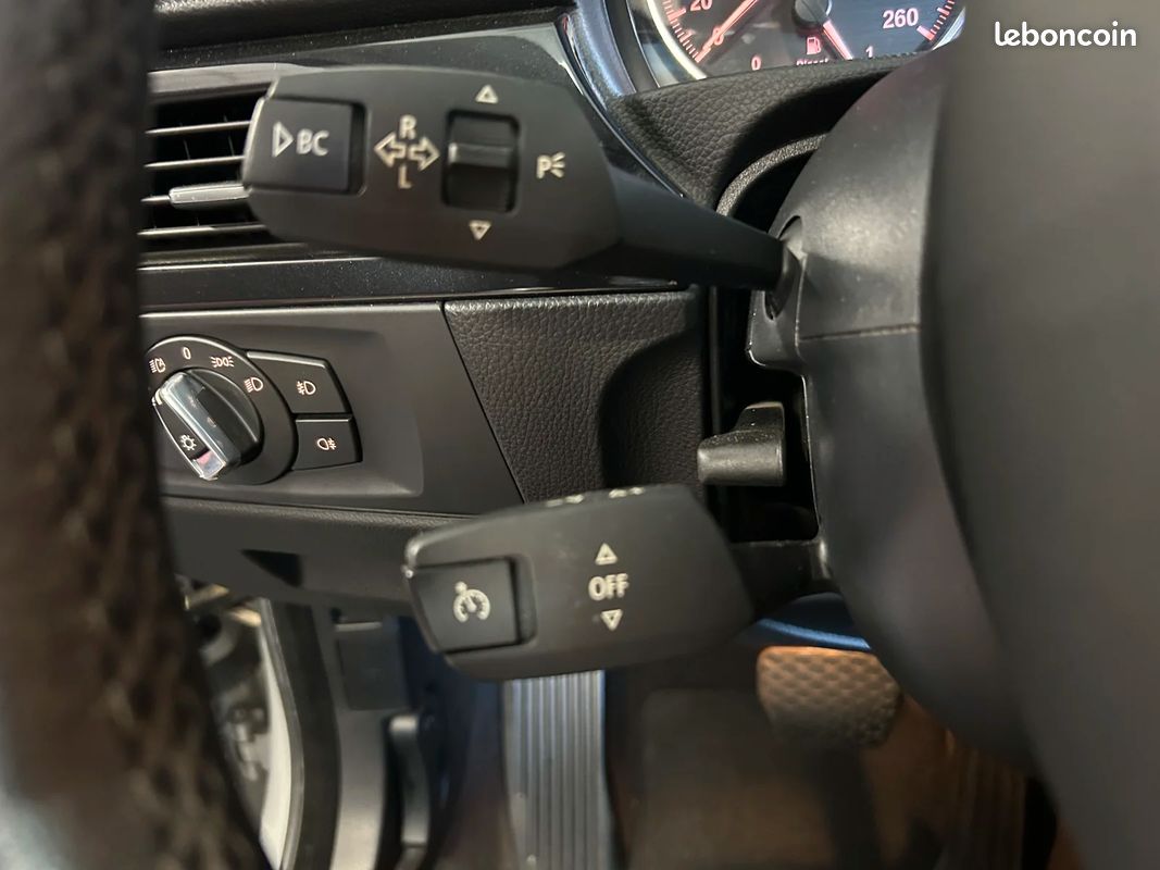 Bmw SERIE 3 E92 LUXE LCI Coupé 320d 184 cv Boîte auto / Suivi D'entretien Complet (image 20)