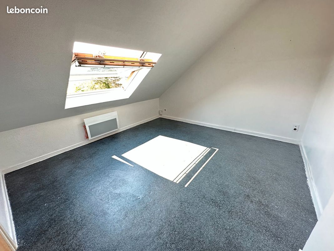 Appartement 1 pièce 12 m² · à Villeneuve-d'Ascq · 12 m² · 418 €