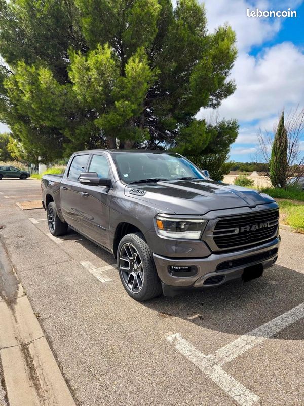 RAM 1500 SPORT 43000 ht (image 5)