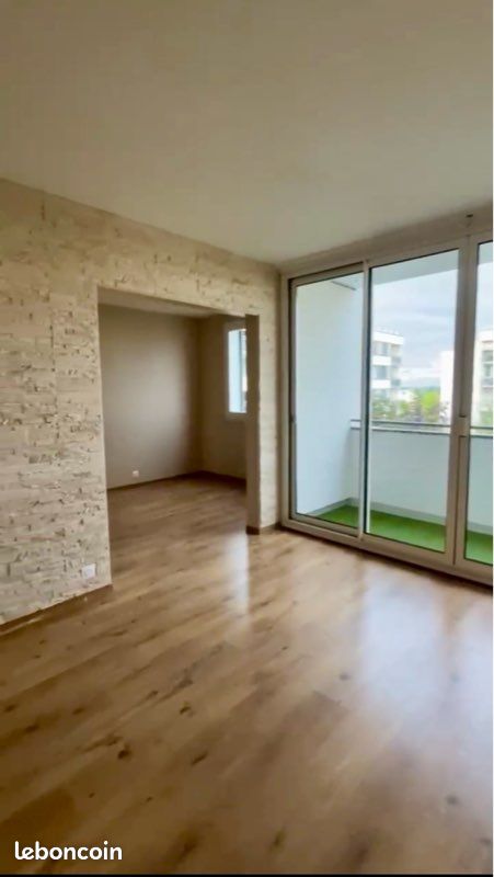 Appartement 4 pièces 74 m² · aux Clayes-sous-Bois · 74 m² · 1 210 €/mois