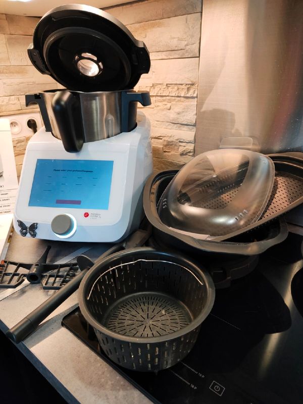 Monsieur Cuisine Smart : le nouveau robot cuisine de Lidl déchaîne les  foules, il se revend à 800€ sur Leboncoin