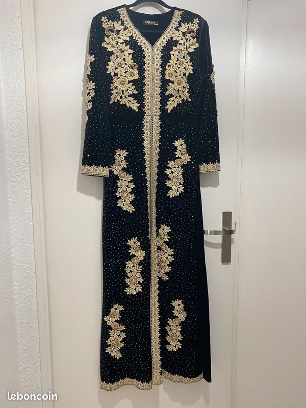 Caftan en velours noir et doré taille unique (image 2)