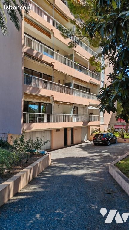 Appartement 3 pièces 69 m² · à Antibes · 69 m² · 283 500 €