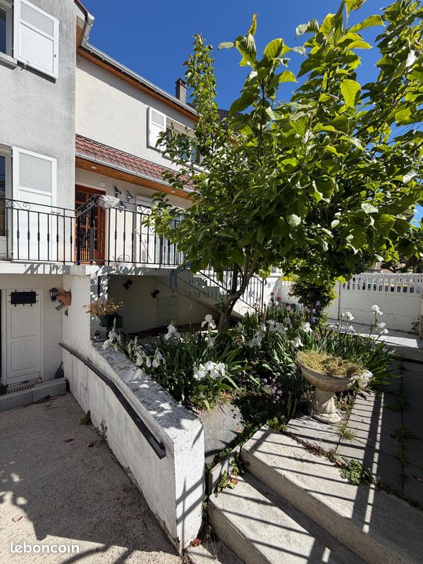 Maison 8 pièces 154 m² · à Sevran · 154 m² · 385 000 €