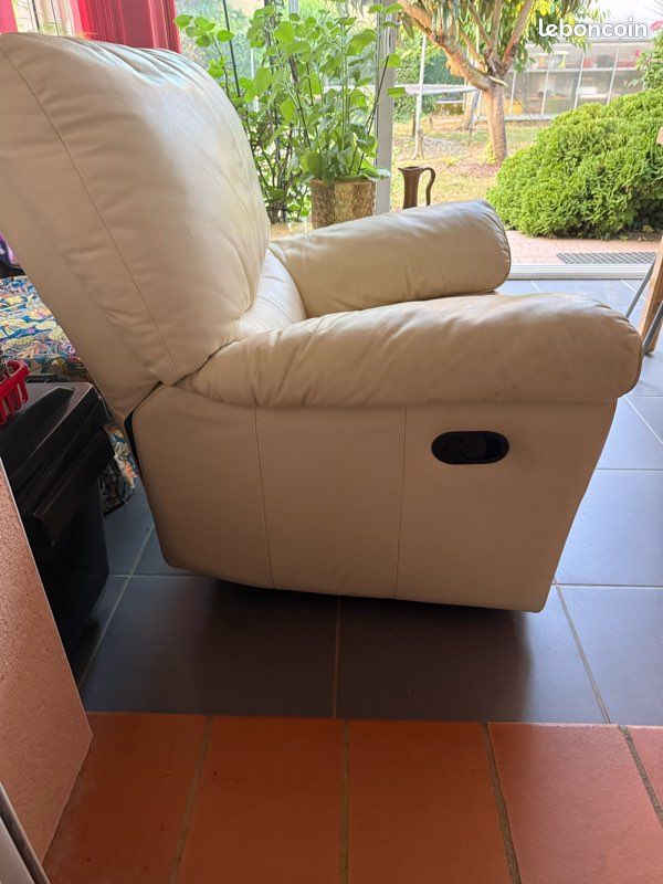 Vente d’un fauteuil (image 4)